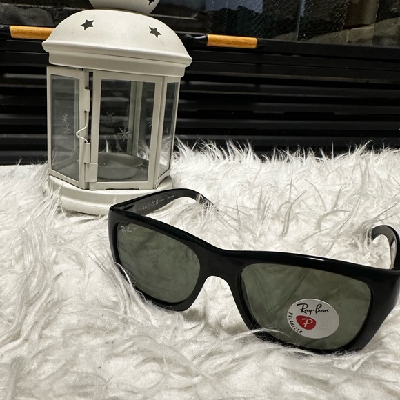 Ray Ban Sunglasses - Picture 2 of 3